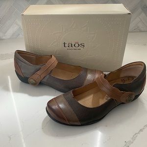 Taos Footwear Women's Bravo Whiskey Multi Mary Jane